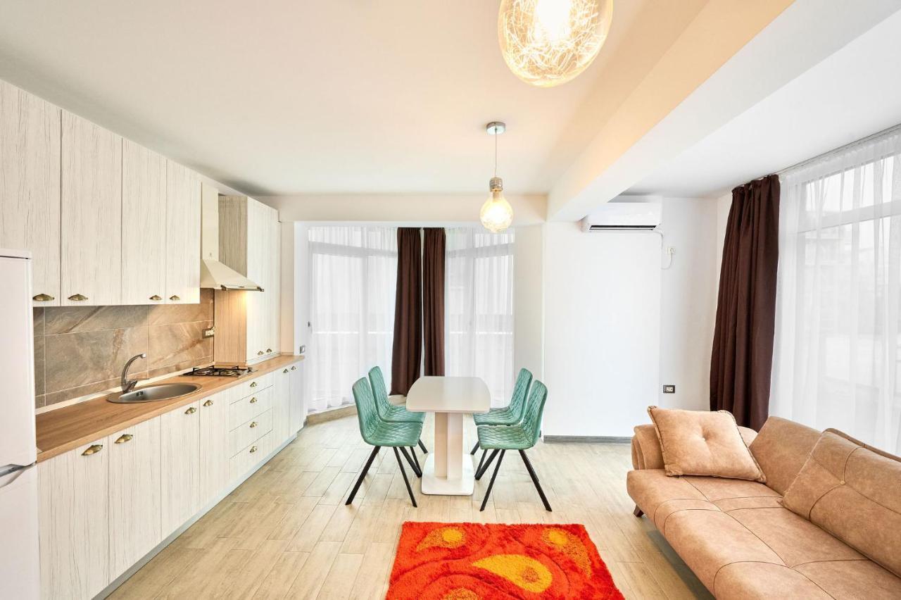 Fancy Apartment In Spa N Pool Beach Resort Мамая Екстер'єр фото